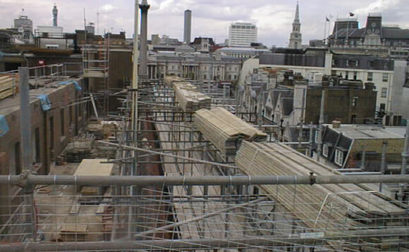 large scaffolding contractor